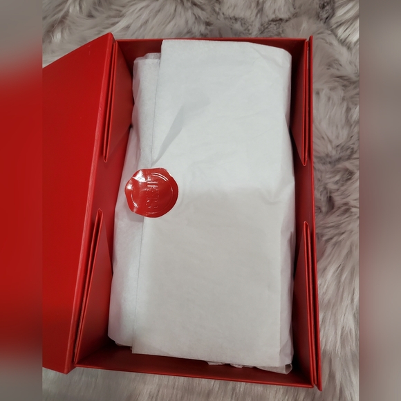 SKII packaging - Picture 2 of 3